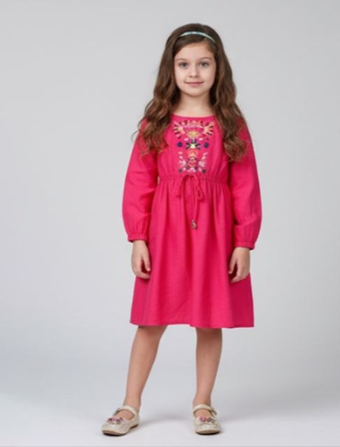 فستان مطرز بأكمام طويلة للبنات